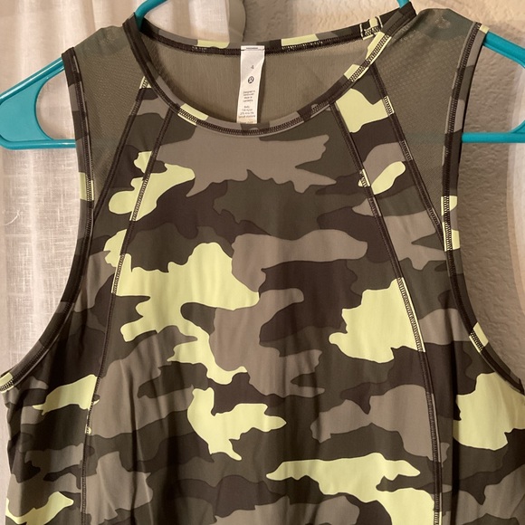 Lululemon Camouflage Tank Top - Picture 2 of 4